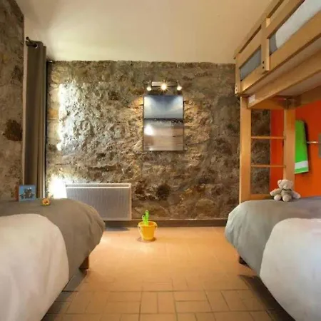 مكان تخييم 3 Etoiles - Piscine - Ccaiibf Chambonas