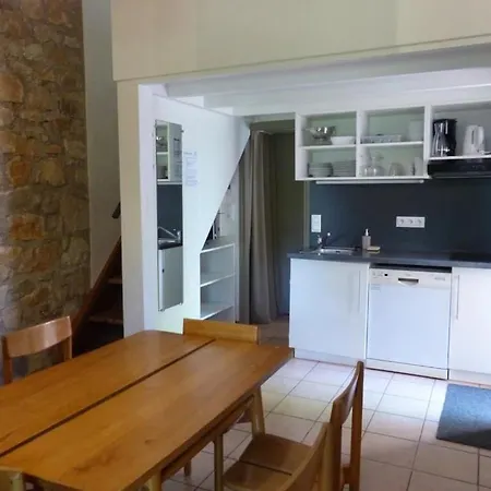 Campsite Zecamping 3 Etoiles Animaux Acceptes Piscine Et Canoe Kayak 3*